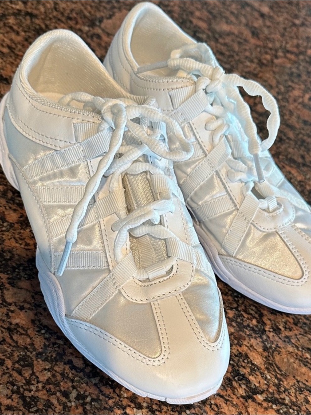 Nfinity Evolution Cheer Competition Shoes Sz 6 EUC